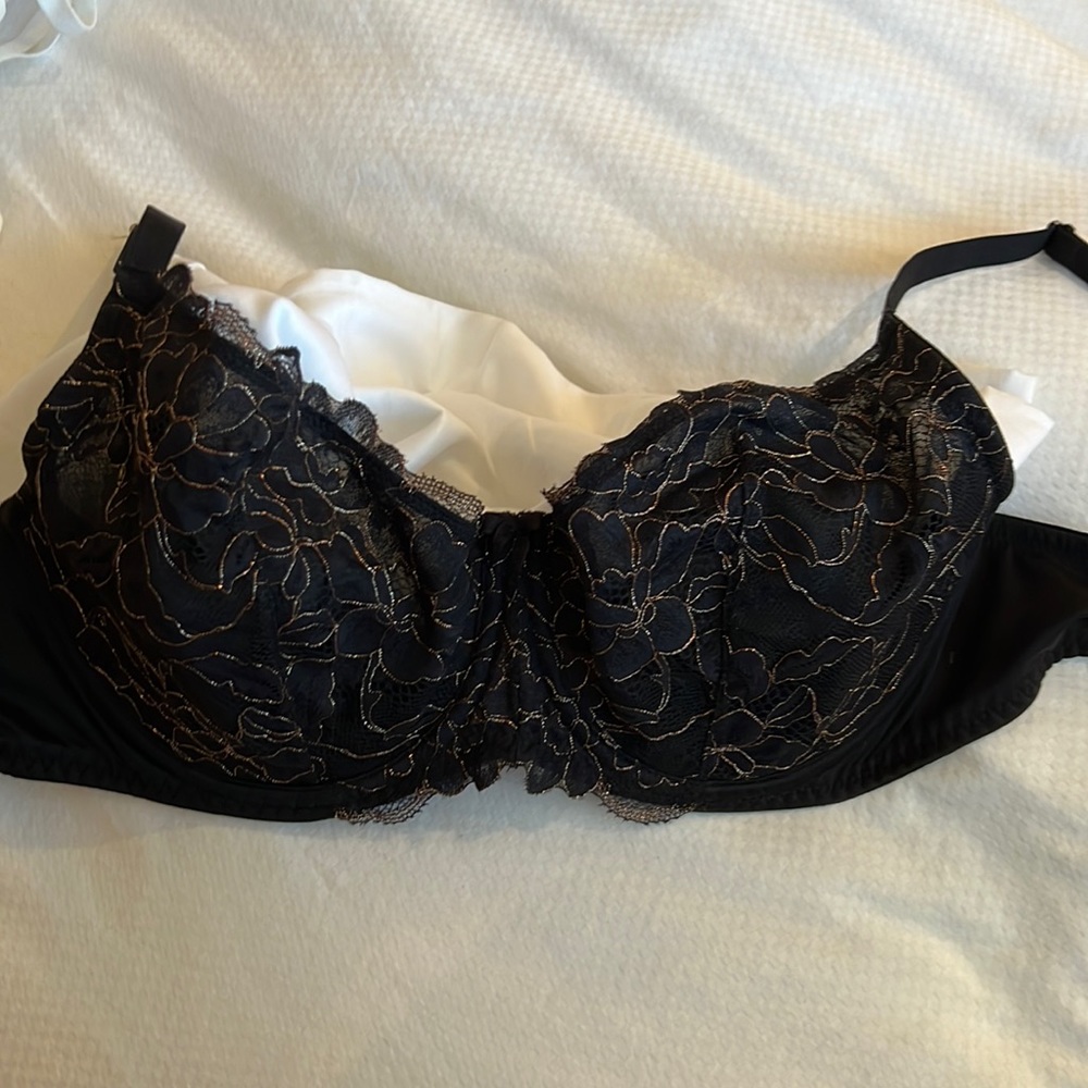 Fredericks of Hollywood black bra